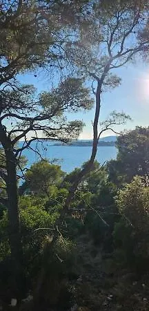 Ellasea - Beachside *