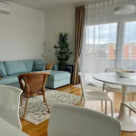 Apartment Ellasea - Beachside