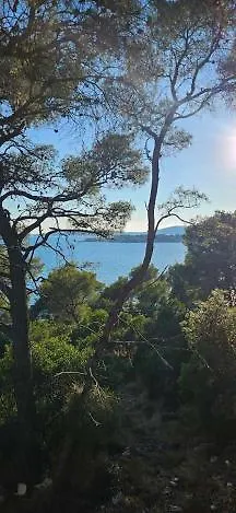 Ellasea - Beachside *