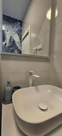 Ellasea - Beachside *