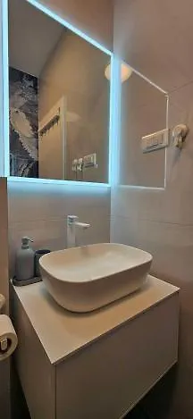 Ellasea - Beachside דירה ז'אבוריץ'