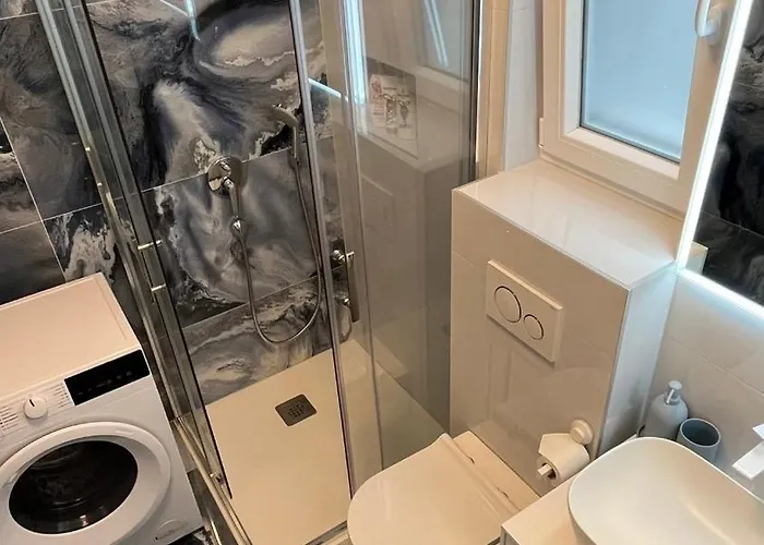 Ellasea - Beachside *